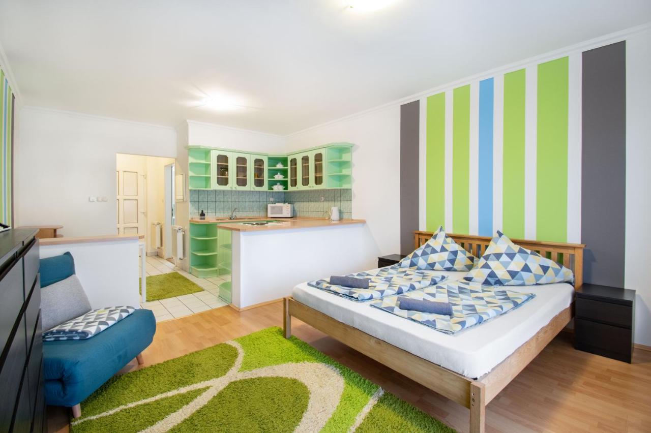 Lux Apartmanok Hajdúszoboszló Εξωτερικό φωτογραφία